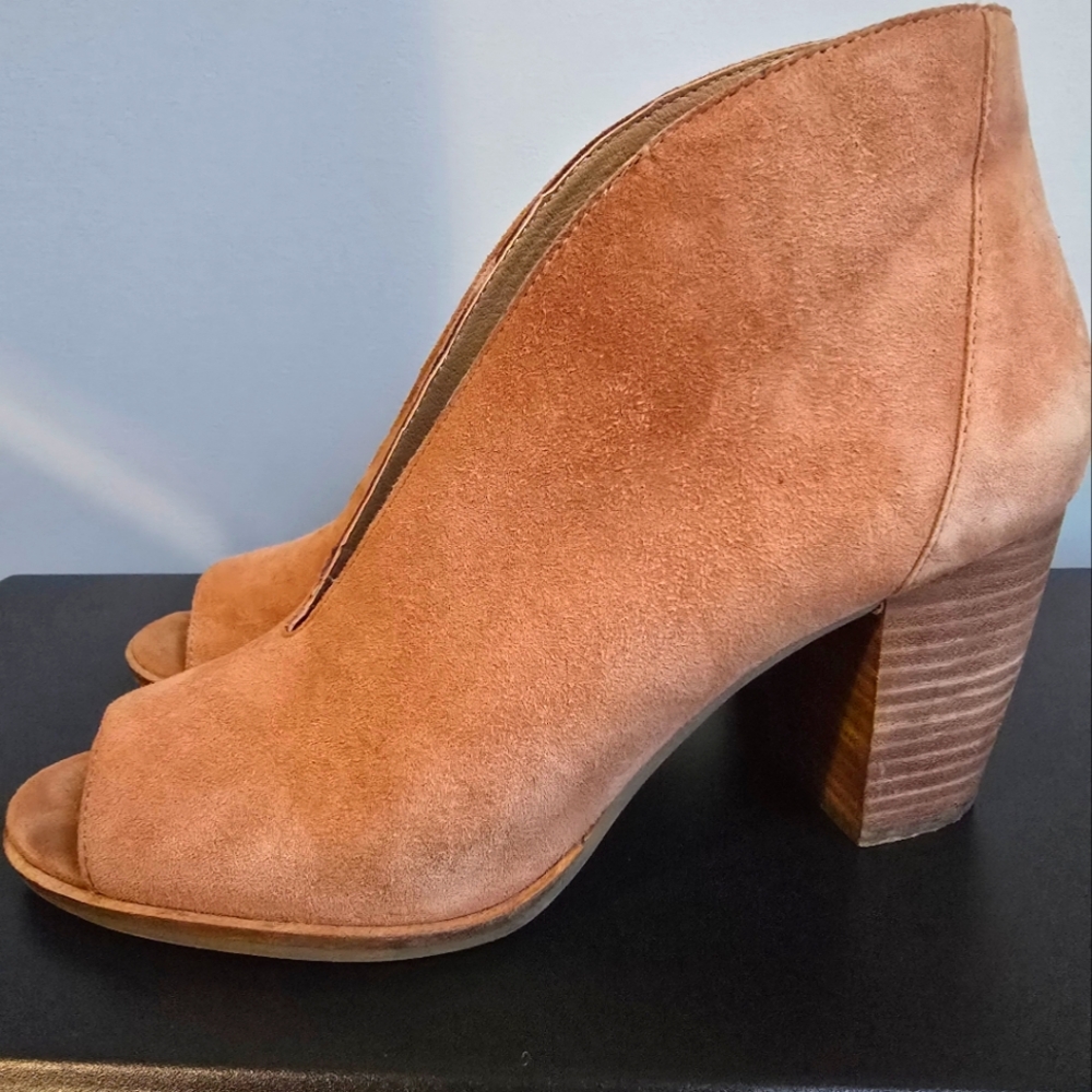 Lucky Brand Joal Size 8.4